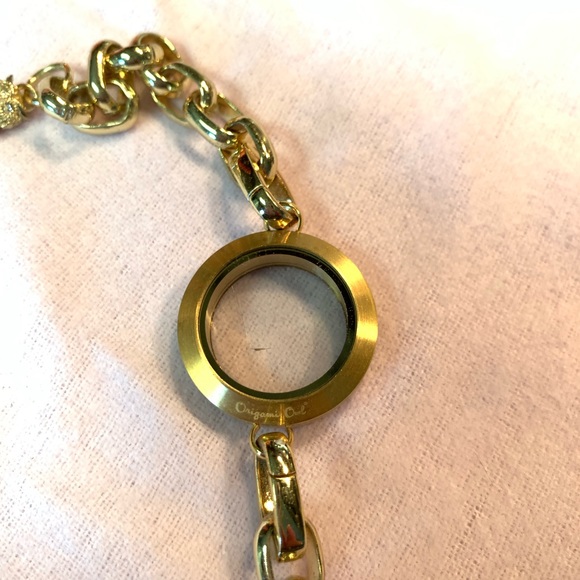 Origami Owl gold bracelet with crystal face - Picture 2 of 4